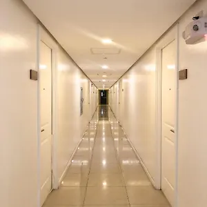 The Crash Pad Paranaque City
